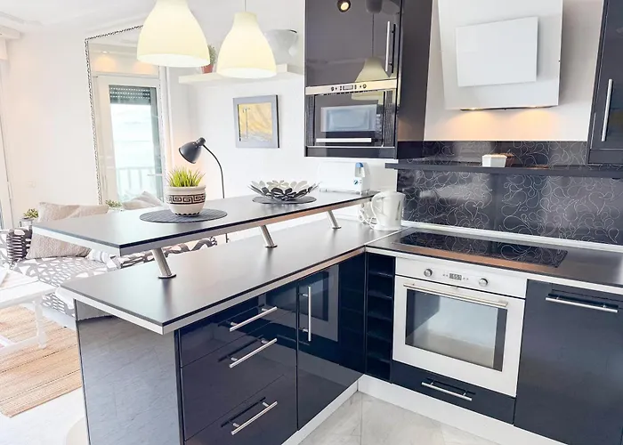 Torres De Yomely - Y8a Playa de las Americas (Tenerife)